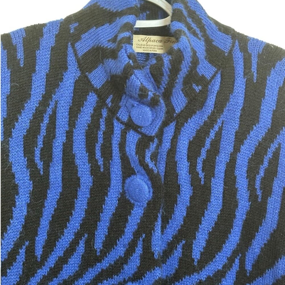Alpaca Fina Alpaca Wool Zebra Print Button Poncho Cape Made in Peru One Size